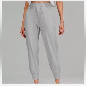 Lululemon Ready to Rulu Cropped Gray Jogger Pants size 4